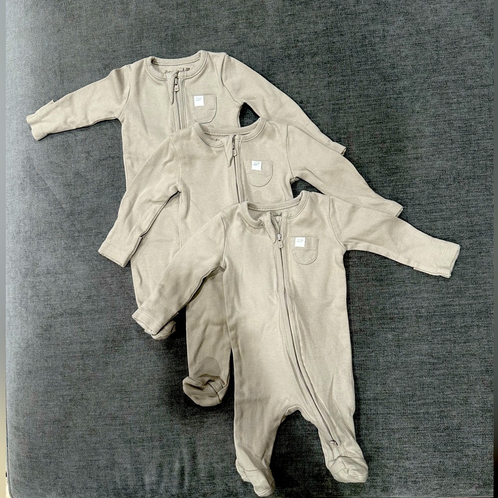 Organic Gender Neutral Footed Pajamas Newborn- 3 pack
